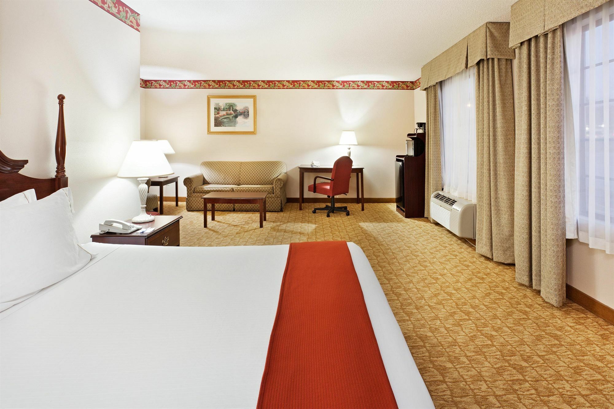 Express By Ihg Hotel Winston-Salem