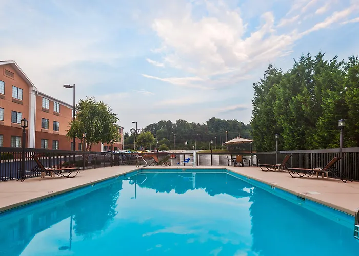Holiday Inn Express Winston-Salem By Ihg